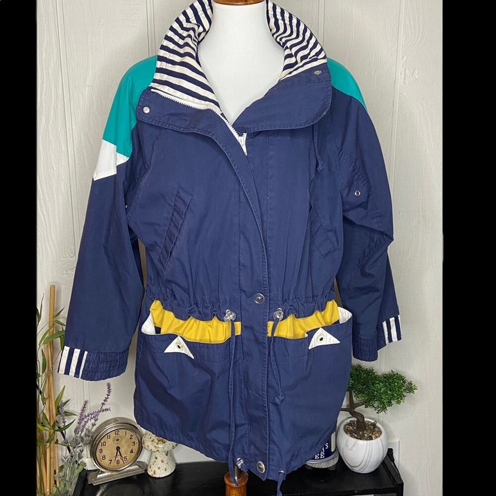 Vintage Mulberry Street Windbreaker Jacket (M)